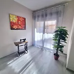 Emy House Apartman *