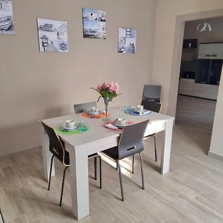Apartamento Emy House